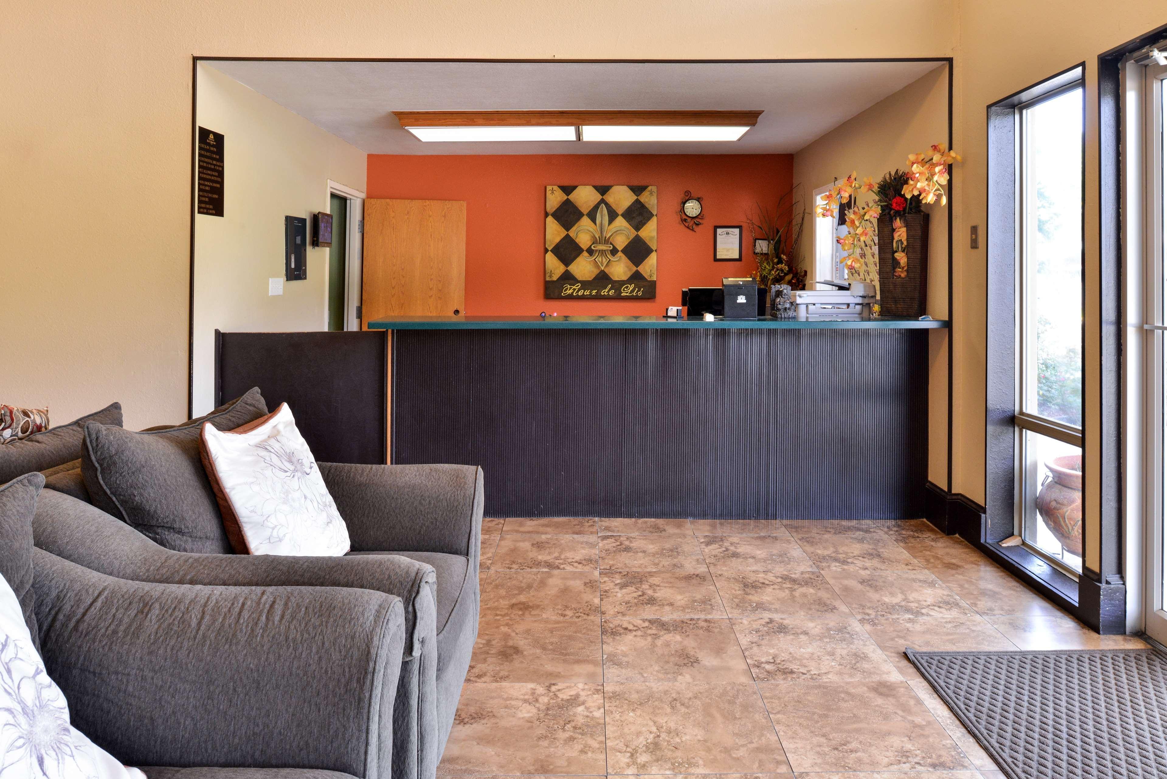 Vila Gale Cabo Cabo de Santo Agostinho Eksteriør billede The lobby of a typical extended stay hotel