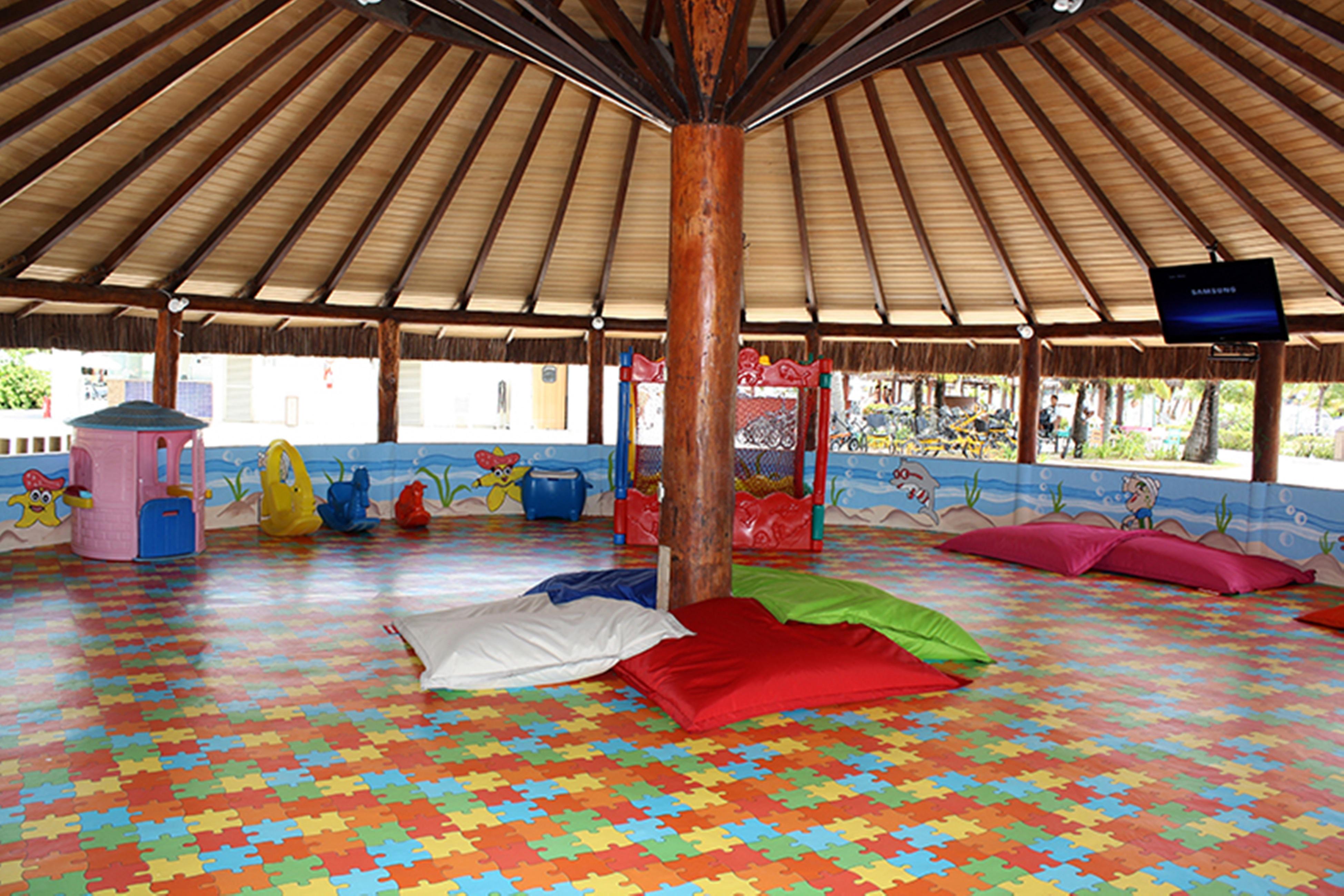 Vila Gale Cabo Cabo de Santo Agostinho Eksteriør billede The interior of the children's club at the resort