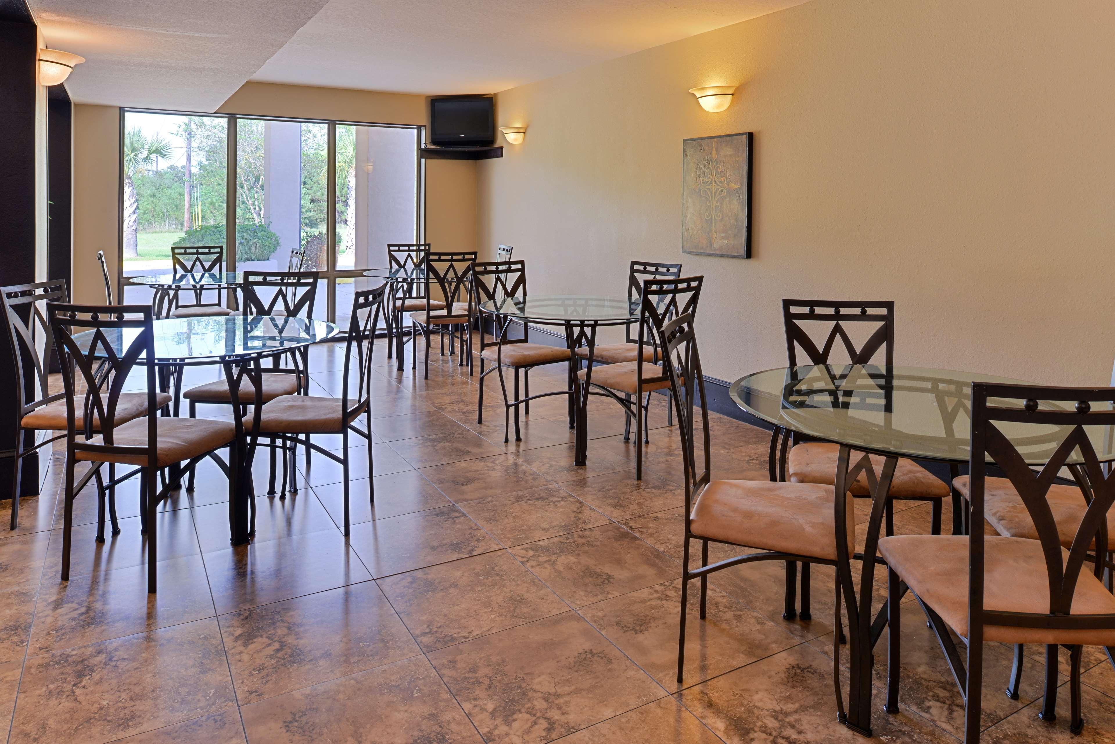 Vila Gale Cabo Cabo de Santo Agostinho Eksteriør billede The dining room at the hotel